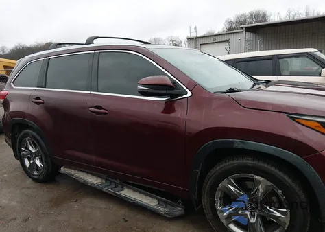 2019 Toyota Highlander Limited Platinum z USA, uszkodzony, nr VIN 5TDDZRFH1KS722652